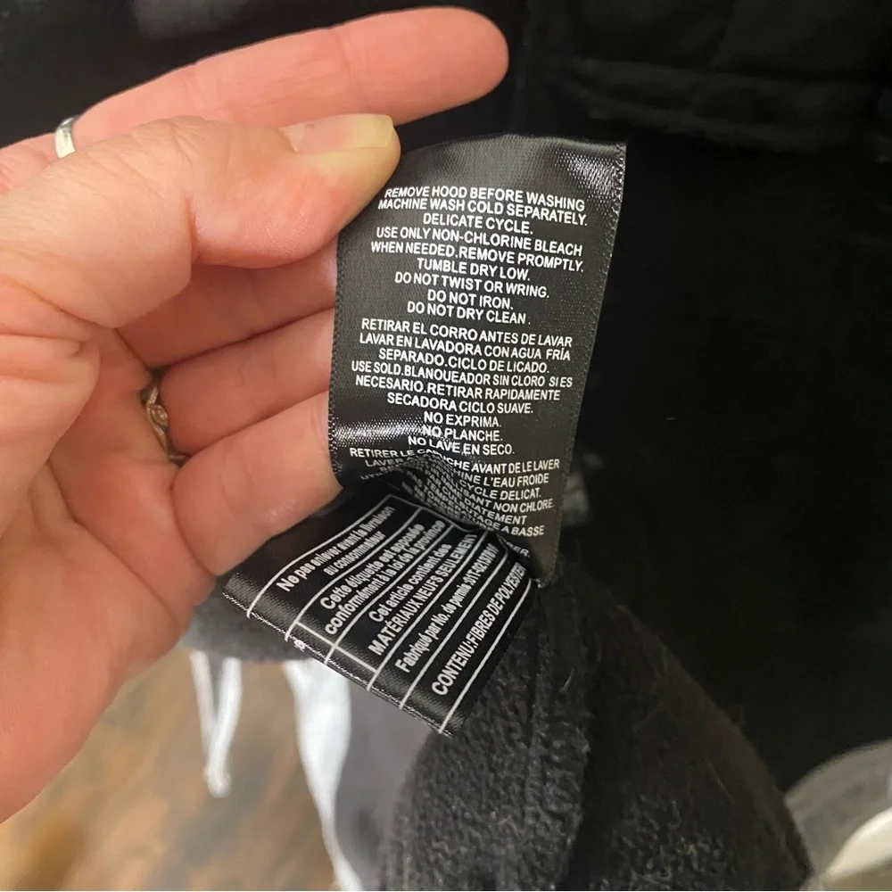 Black The Beatles Sweatshirt Medium Women - Picture 4 of 6